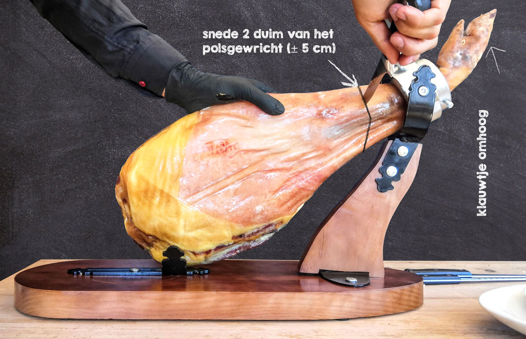 jamon serrano - paleta serrana - eerste snede