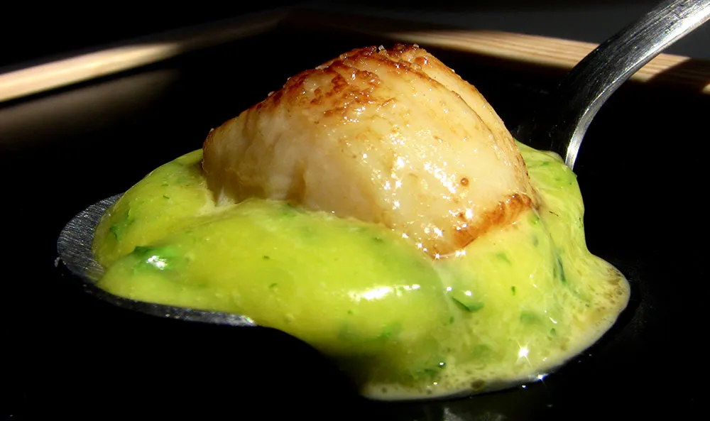Recept: Sint-jakobsschelpen met peterseliemayonaise van olijfolie - Jamon.be