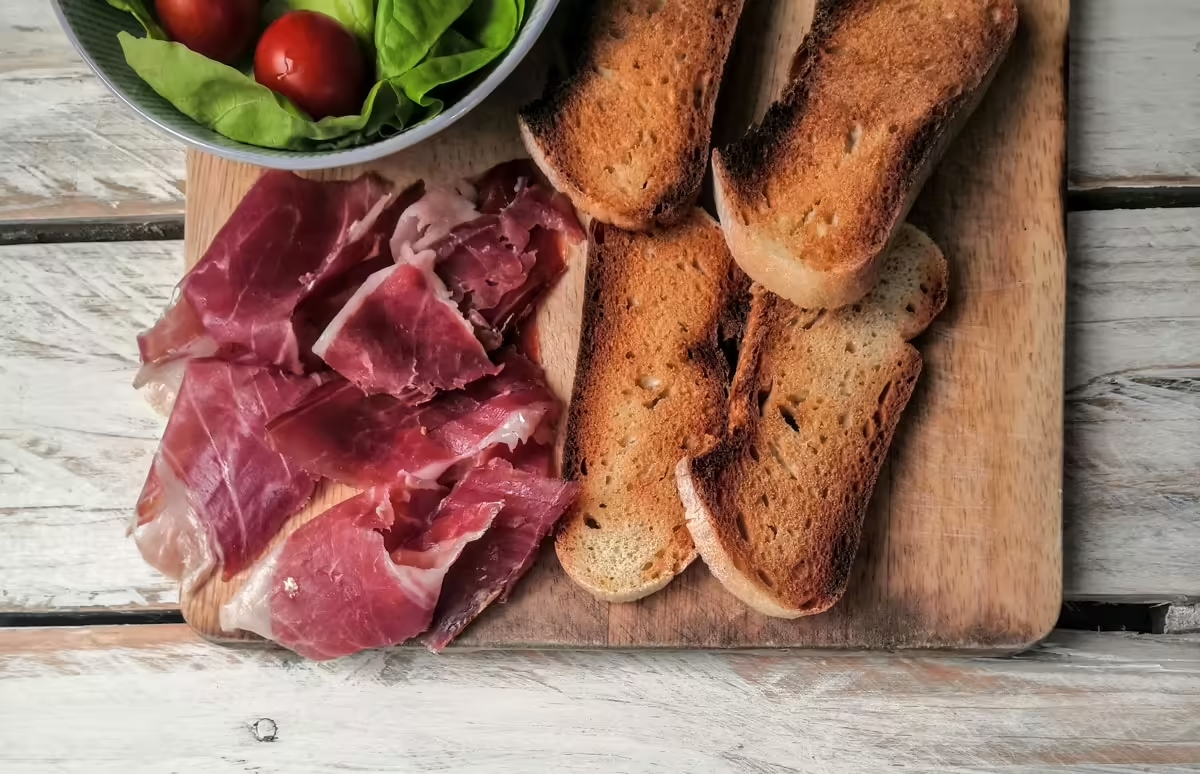 Spanje: Vergelijking van voor- en nadelen - Jamón met been vs. jamón zonder been - Jamon.be