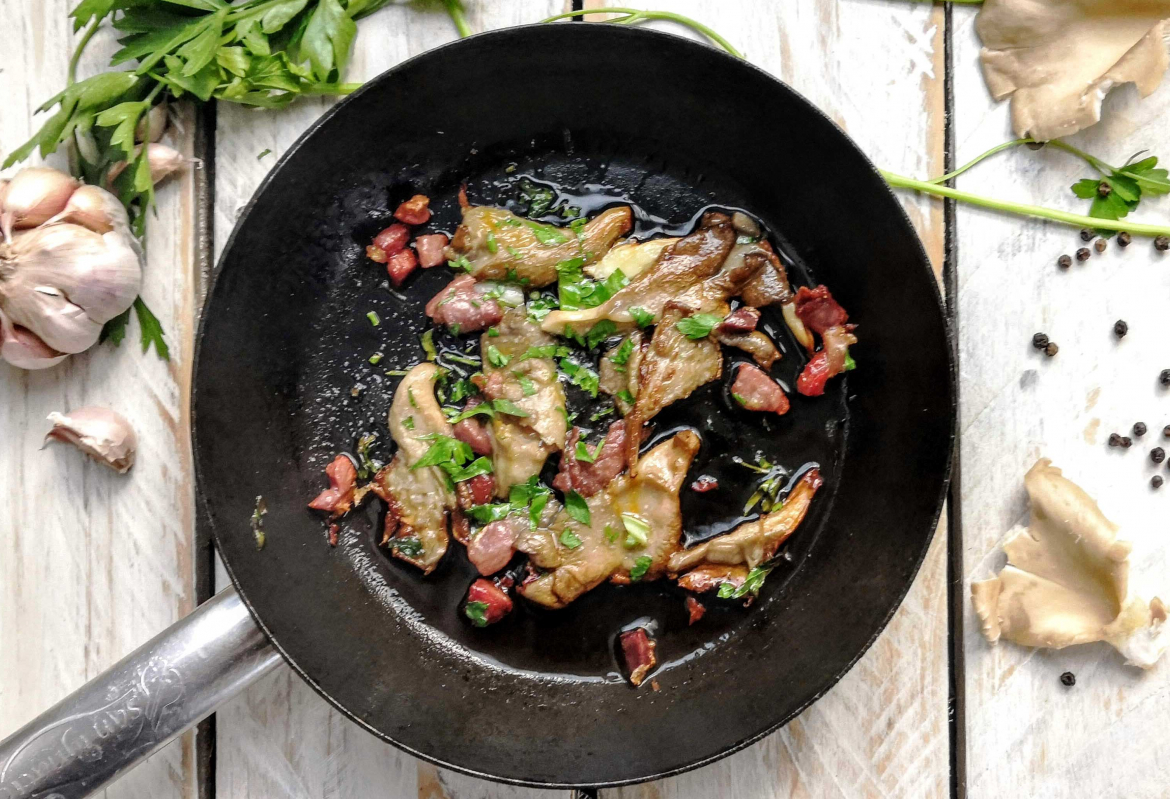 Recept: In de pan gebakken paddenstoelen met jamón - Jamon.be